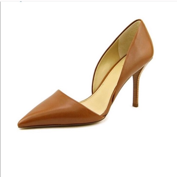 MICHAEL Michael Kors Shoes - Michael Kors pumps. Size 6.5
